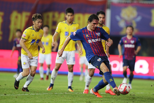 金沙娱乐城官网-大连一方挑战青岛黄海，谁能获胜？(青岛大连的海是什么海)